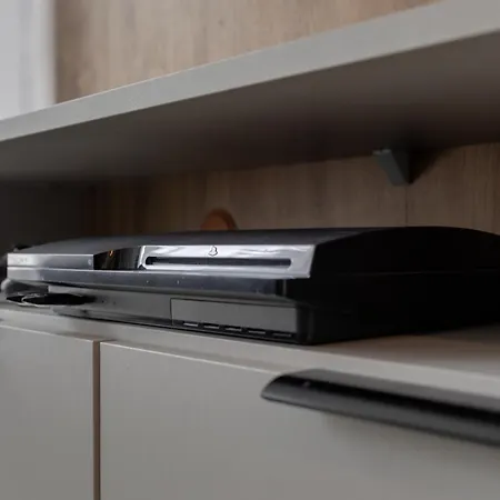 Tiny & Kleine Kilinskiego 17b - 2xtv, Playstation, Pralko-suszarka Apartman *