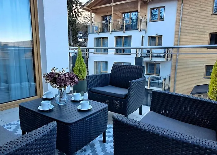 Tiny & Kleine Kilinskiego 17b - 2xtv, Playstation, Pralko-suszarka